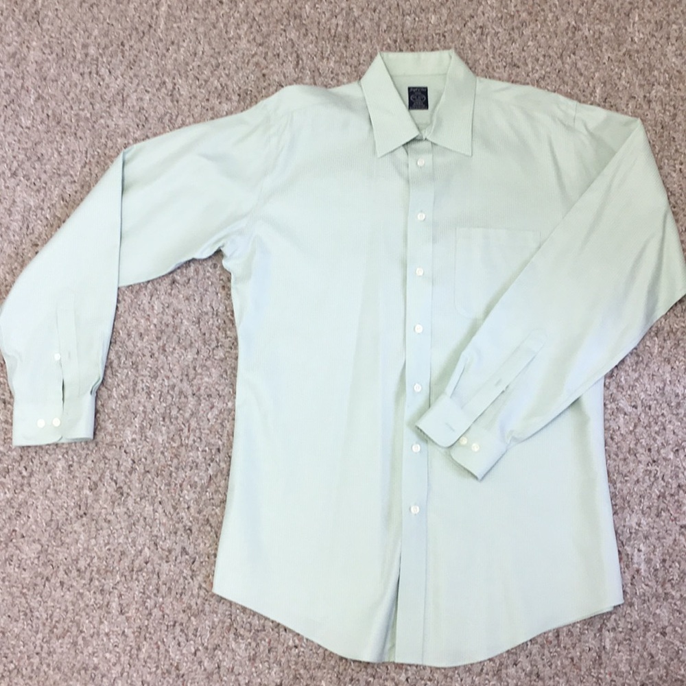 Men's long sleeve button down collared shirt